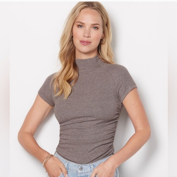 Evereve LNA Clothing Lyndell Ruched Mock Neck Bodycon Top Sz L - Picture 1 of 4